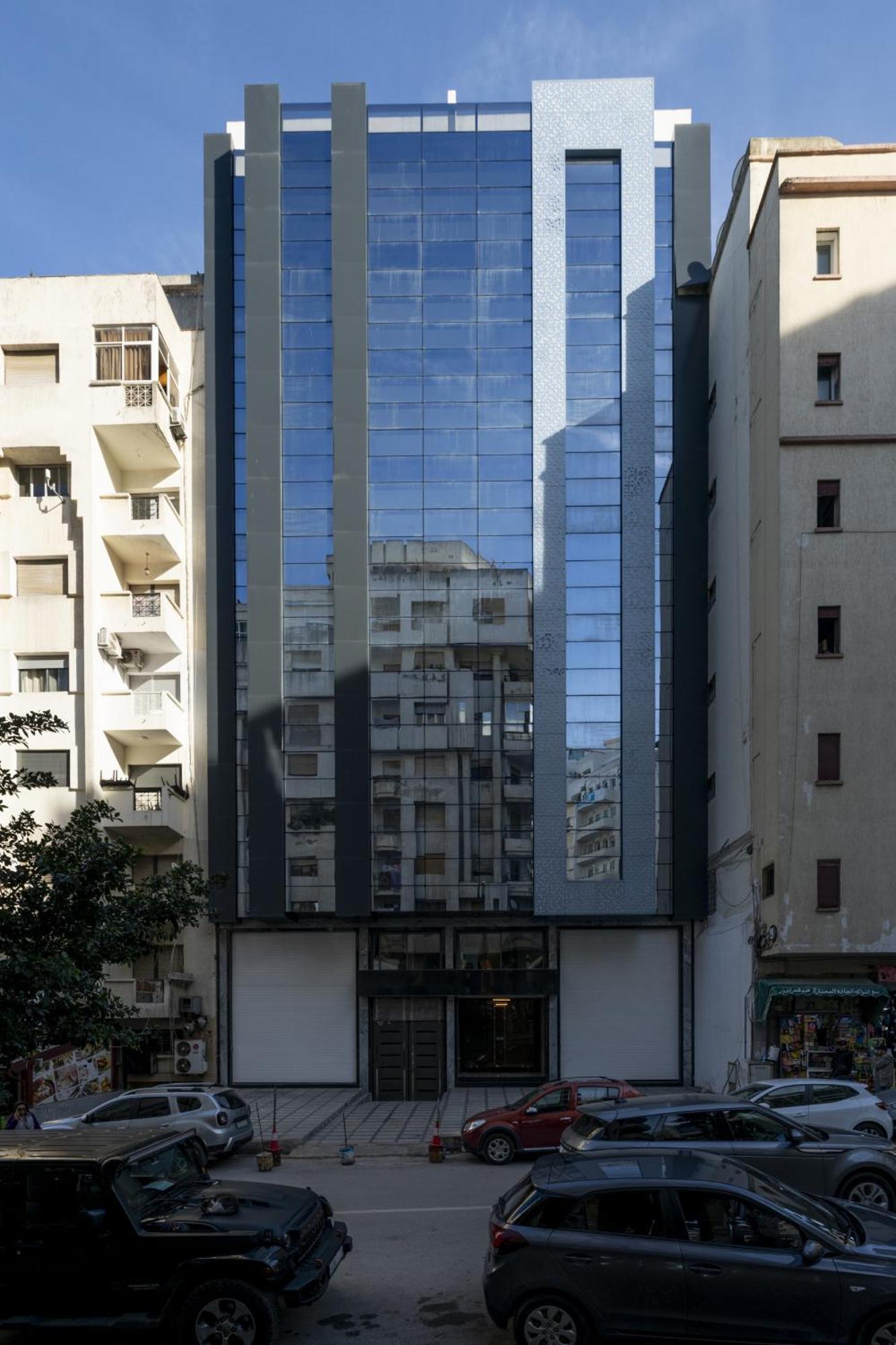 La Suite - Appartement De Luxe Tangier Bagian luar foto