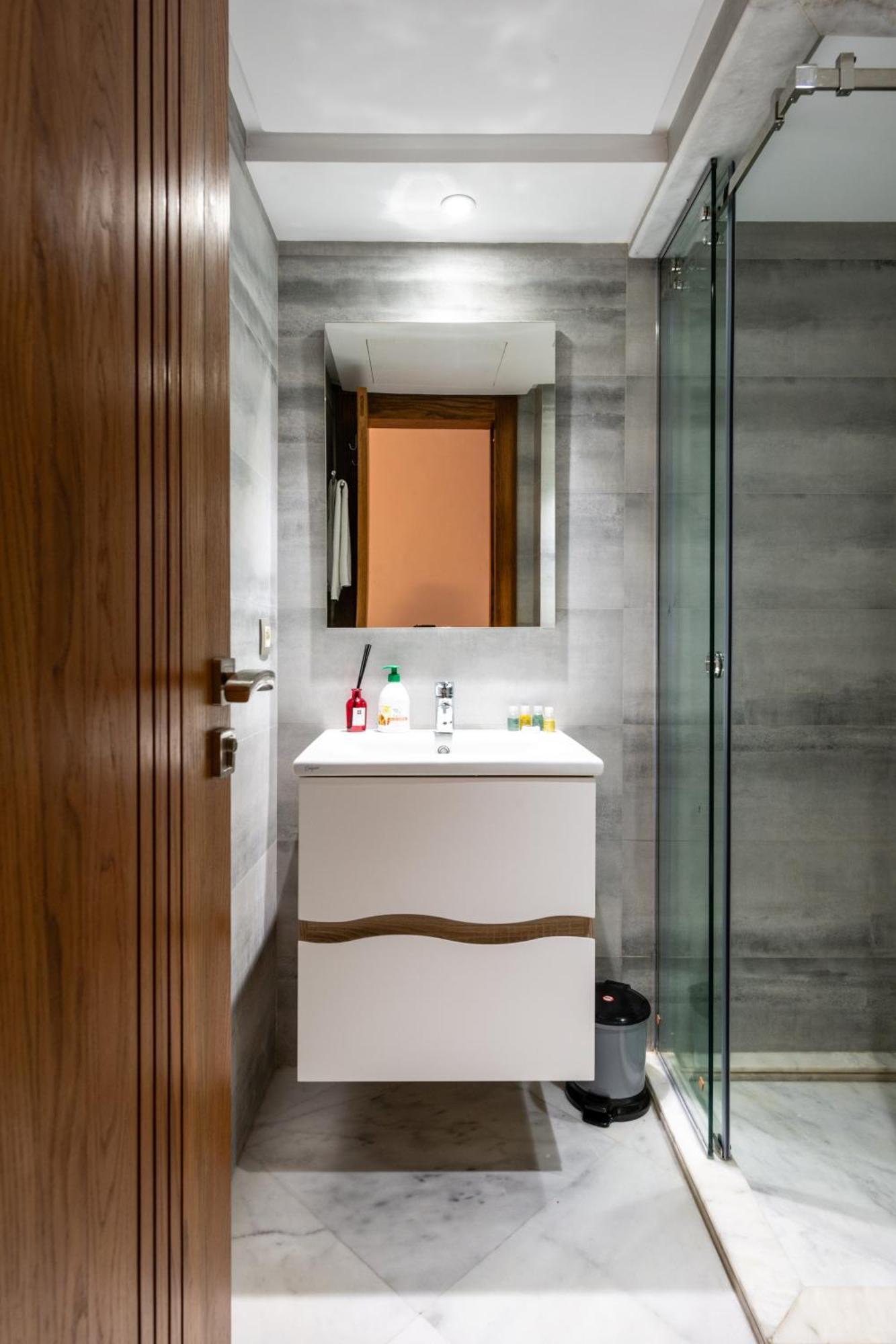 La Suite - Appartement De Luxe Tangier Bagian luar foto